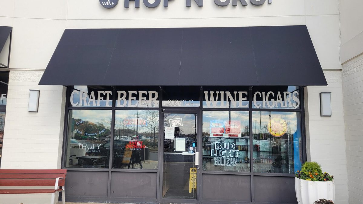 Hop N Cru storefront