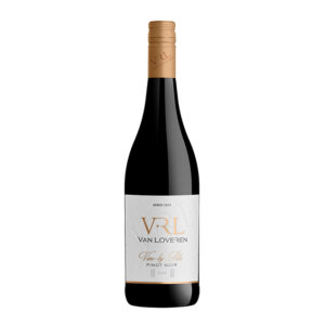 Van Loveren Vine by Pole Pinot Noir